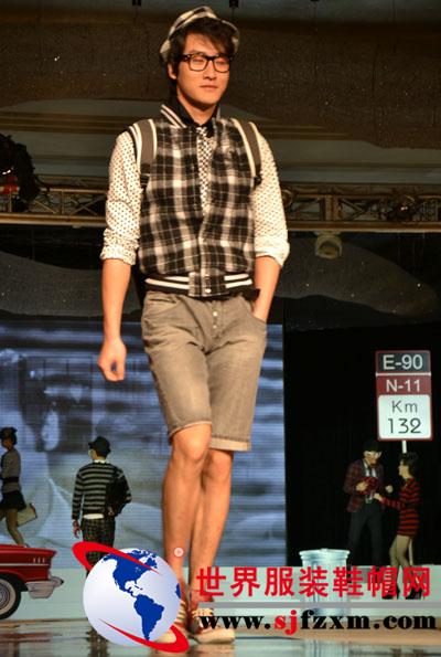 “时空穿梭”——2012以纯春夏服装趋势发布会