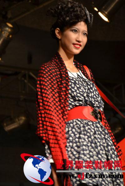 “时空穿梭”——2012以纯春夏服装趋势发布会