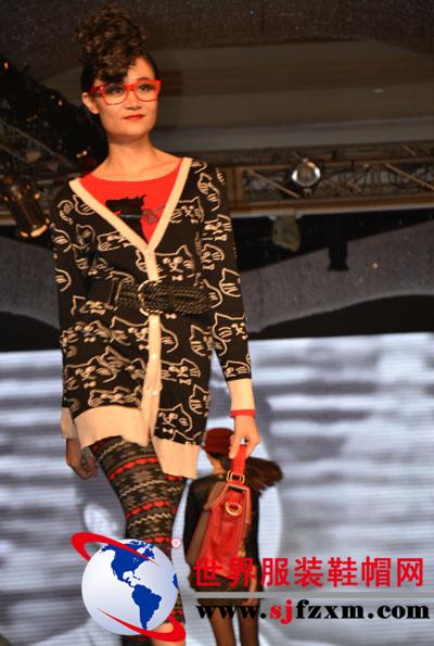 “时空穿梭”——2012以纯春夏服装趋势发布会