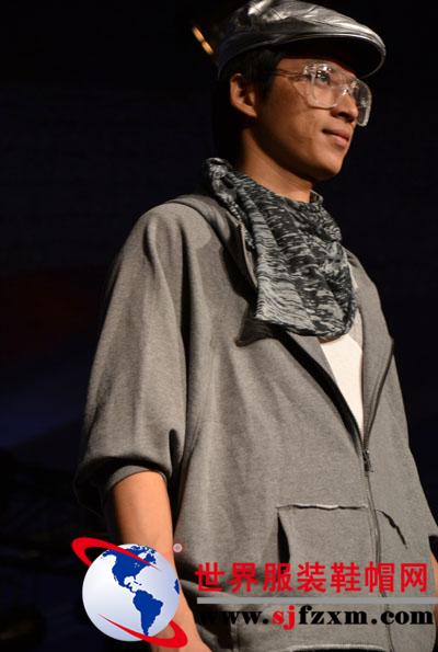 “时空穿梭”——2012以纯春夏服装趋势发布会