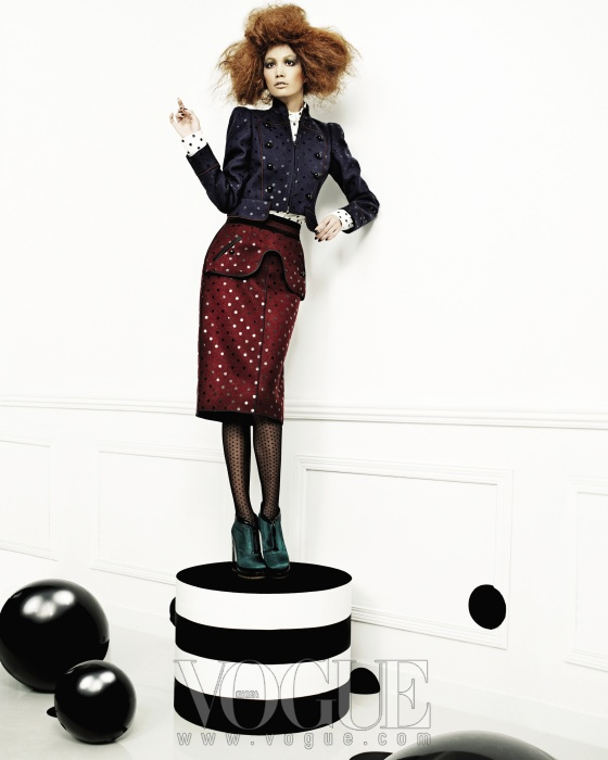 宋允儿 《Vogue》Korea 2011年8月号