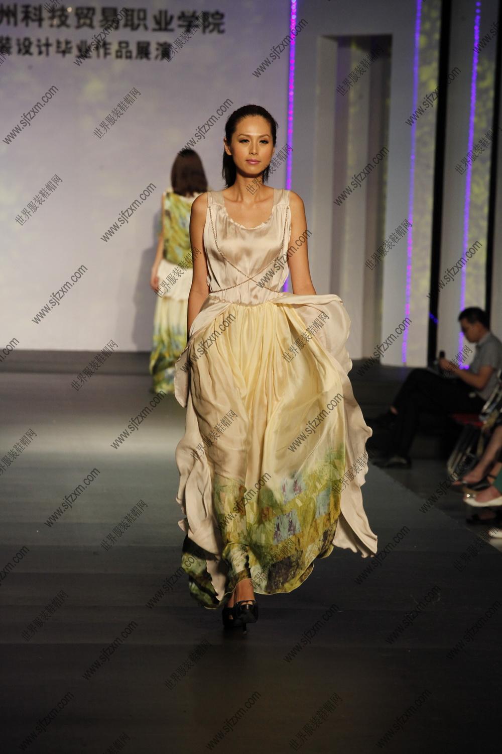 2012广州科技贸易职业学院服装设计毕业作品展