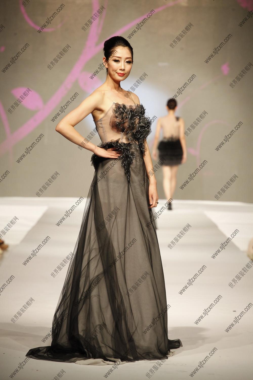 2012名瑞杯中国晚礼服设计大奖赛铜奖21号作品