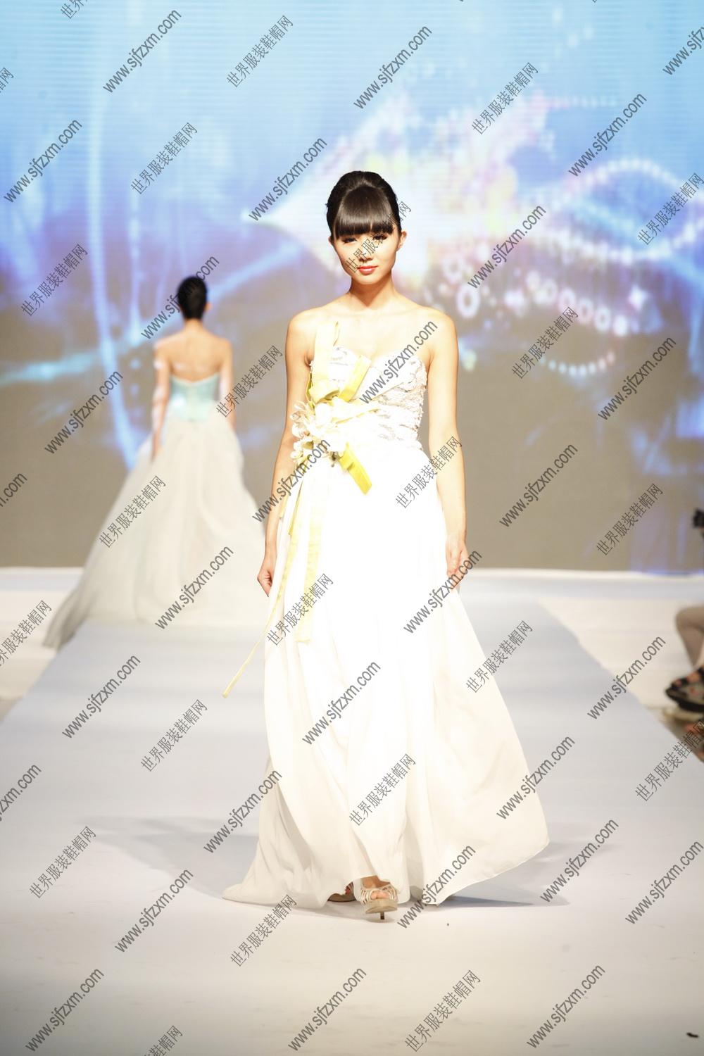 2012名瑞杯中国晚礼服设计大奖赛银奖11号作品