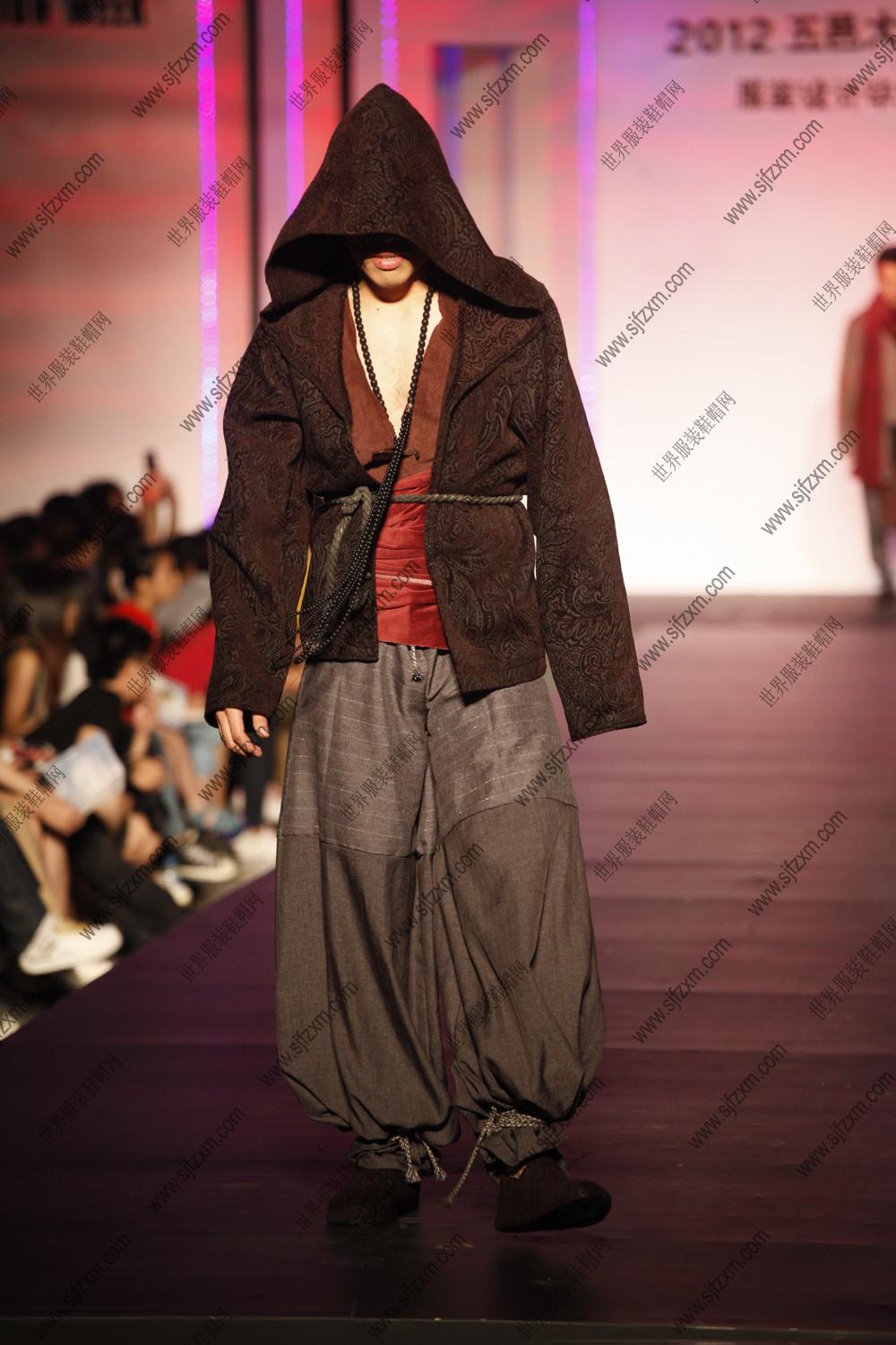 五邑大学纺织服装学院服装毕业作品展