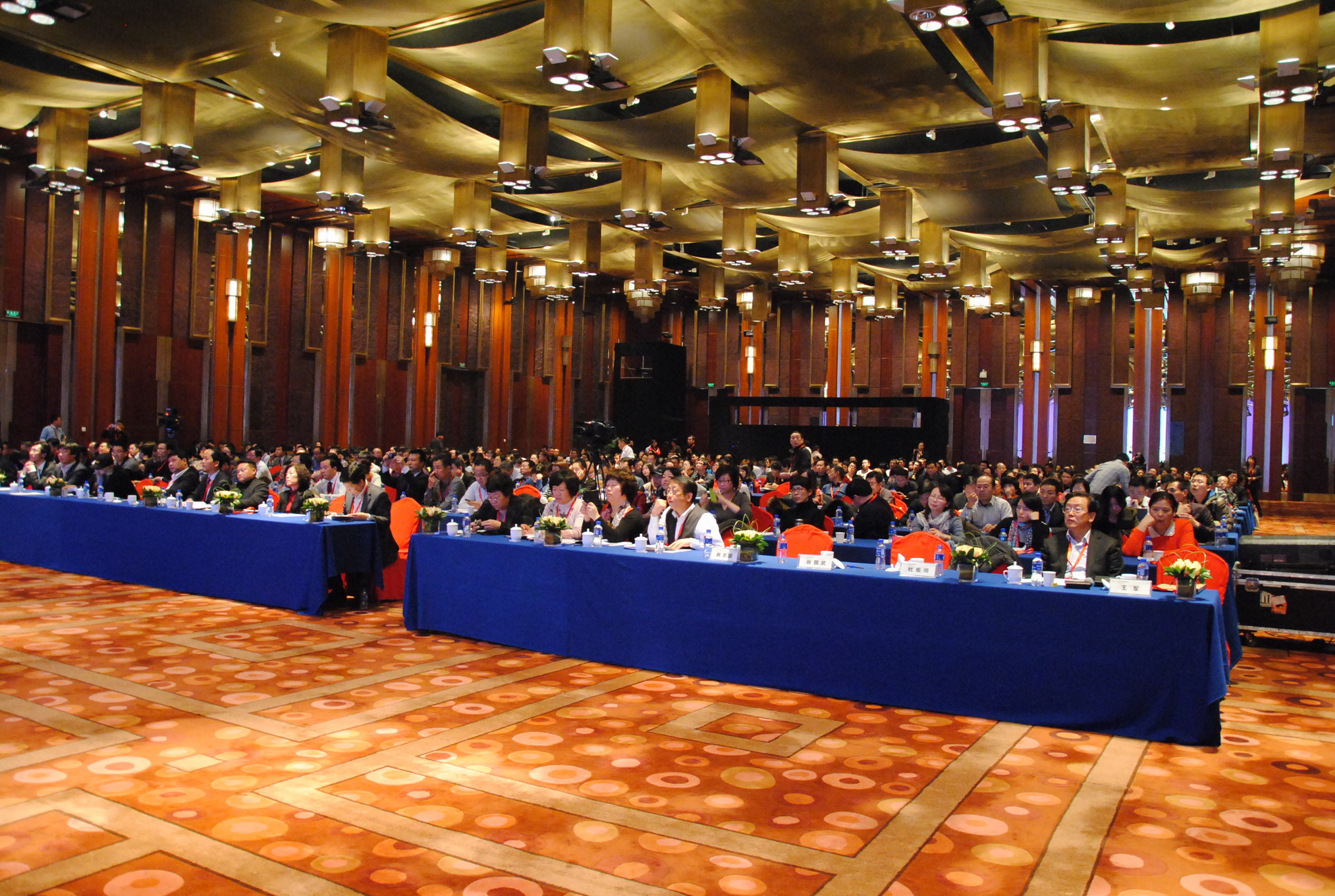 2012中国服装大会-高端论坛图片