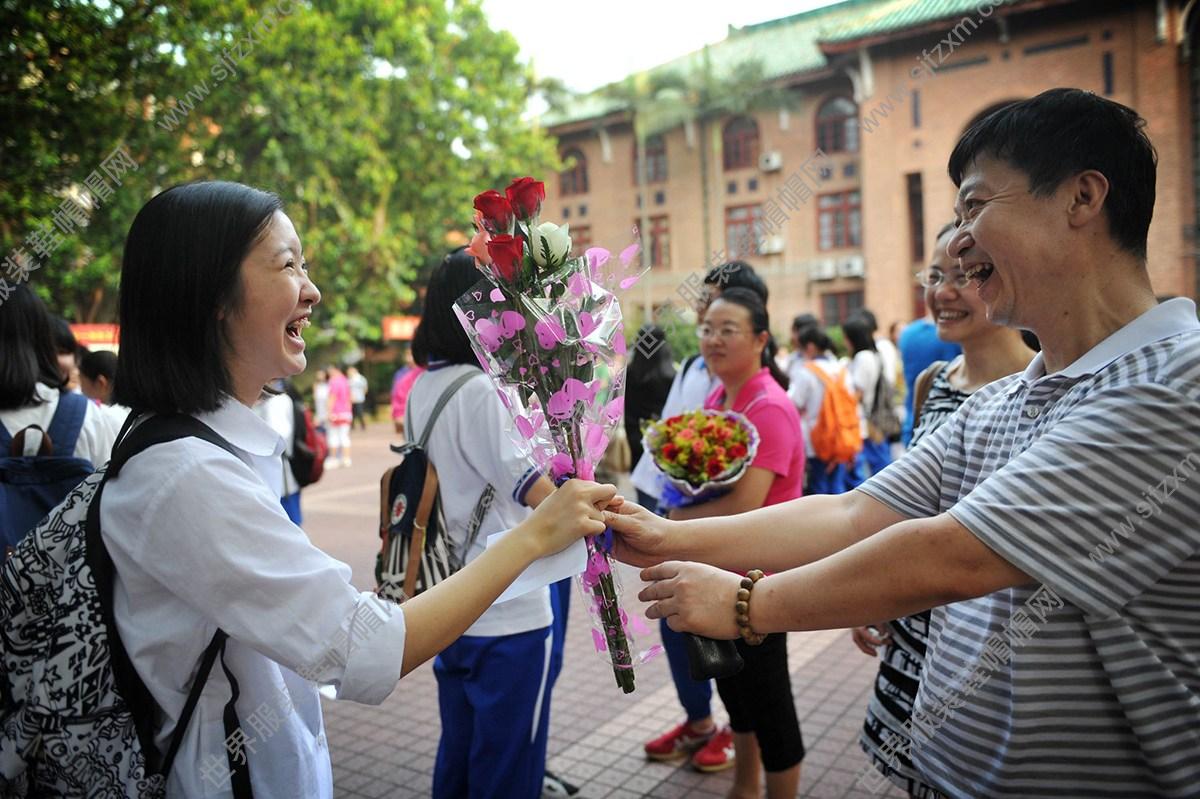 中国现有人口2019_中国城市人口排名2019(2)