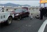 深圳宝安机场一奔驰失控撞向行人 已致9死23伤